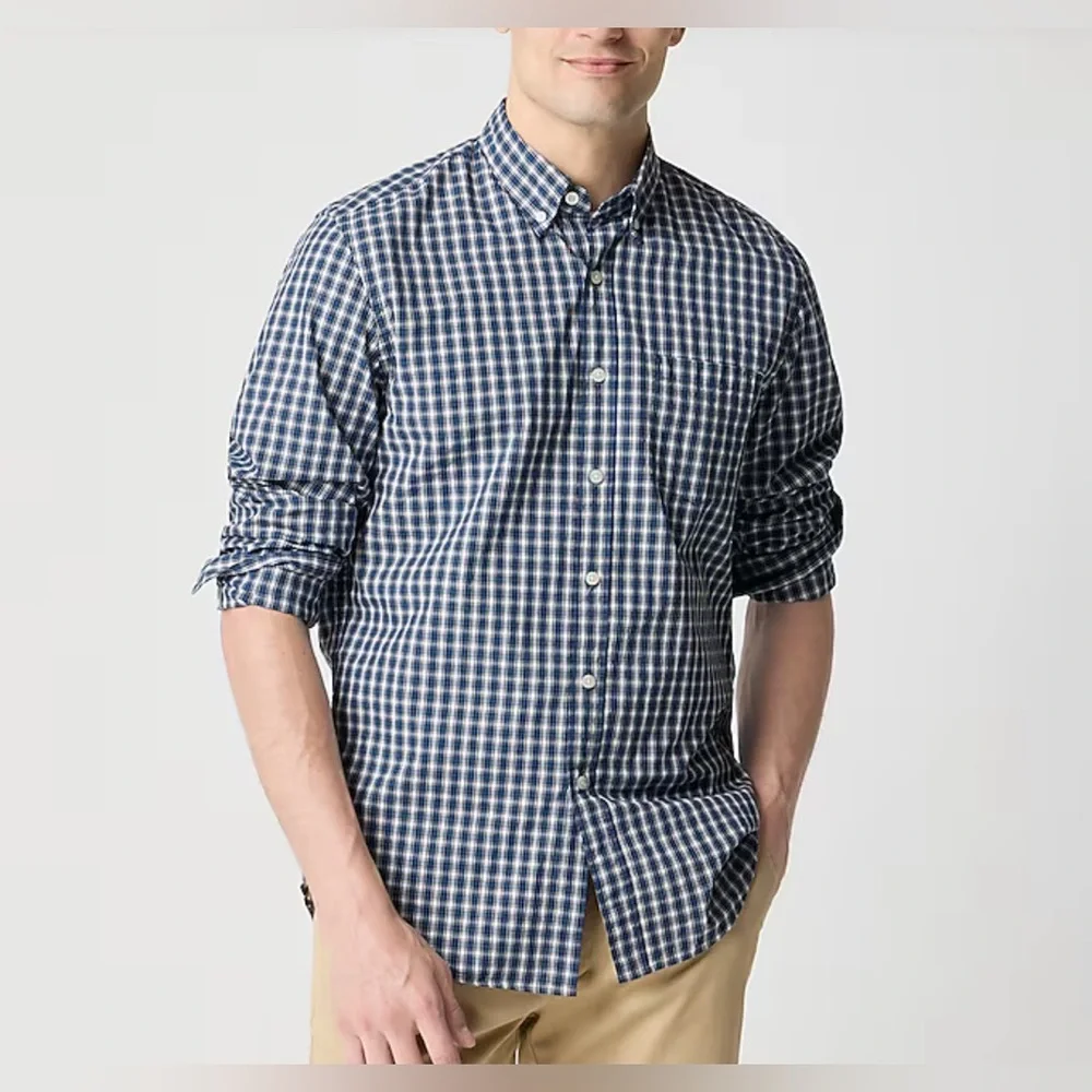 J. Crew Men’s Size Large Slim Fit Navy and White Gingham Button Down Long Shirt - Picture 5 of 9